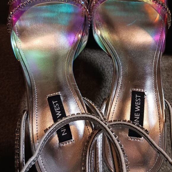 Nine West KLASS3 Comfort Insole Pumps in Silver/Iridescent, Size 7 - Picture 11 of 13